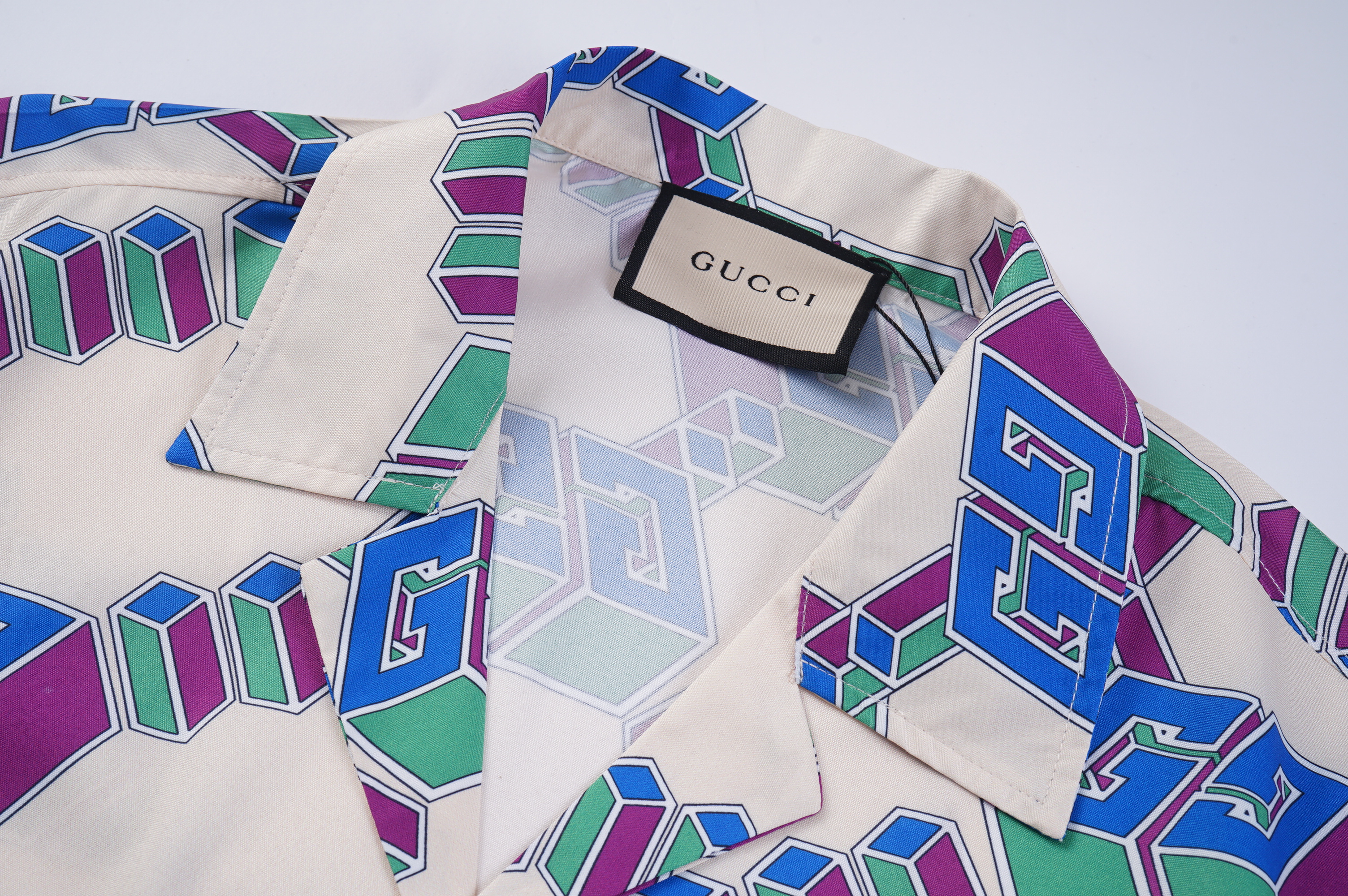 Gucci Shirts